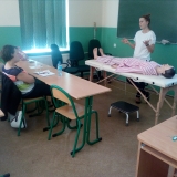 Zajcia specjalistyczne z zakresu: nauki pomiaru cukru i dziaa opiekuczych wobec osb chorych z cukrzyc oraz szkolenia opiekunw w usprawnieniu psycho-fizycznym pacjentw  z chorobami neurologicznymi